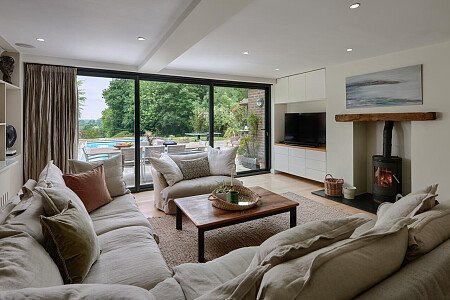 Treetop House - Filming Locations Locations Direct -08