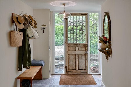 Treetop House - Filming Locations Locations Direct -09