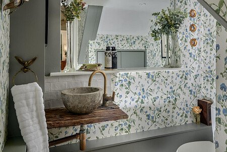 Treetop House - Filming Locations Locations Direct -16