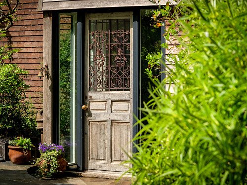 Treetop House - Filming Locations Locations Direct -47