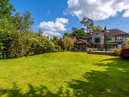 Treetop House - Filming Locations Locations Direct -51