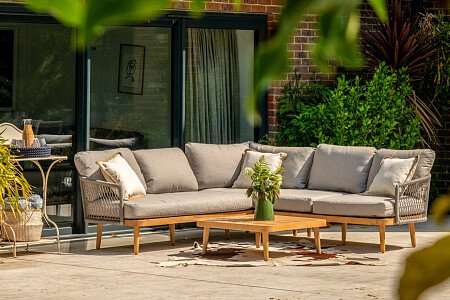 Treetop House - Filming Locations Locations Direct -53