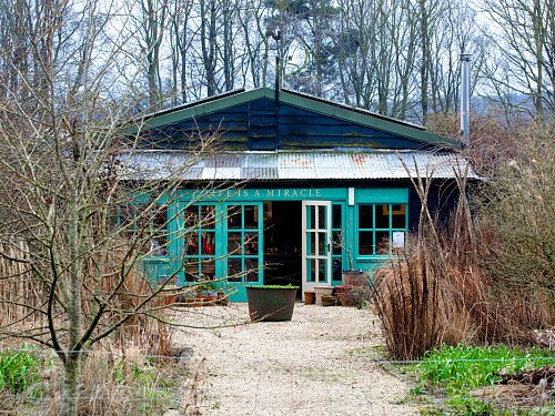 Big Greenhouse - Filming Locations Locations Direct -23