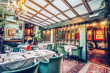 stained wood pannelling bar restaurant - Filming Locations Locations Direct -02