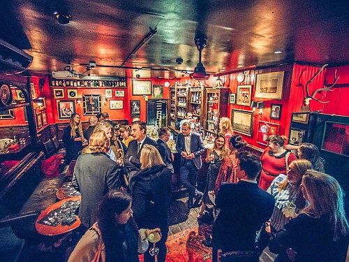 stained wood pannelling bar restaurant - Filming Locations Locations Direct -07