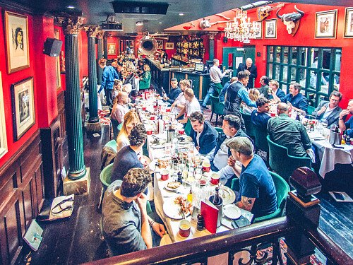 stained wood pannelling bar restaurant - Filming Locations Locations Direct -08