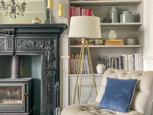 triangle glass door - Filming Locations Locations Direct -11