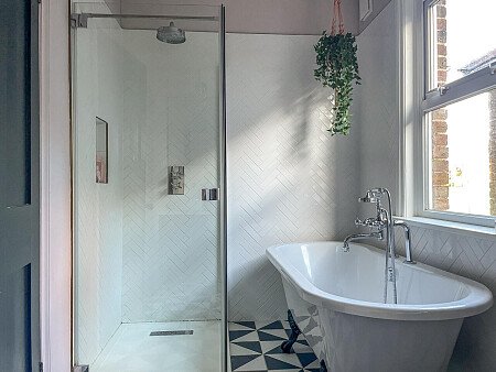 triangle glass door - Filming Locations Locations Direct -32