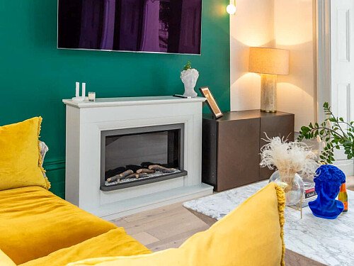 Colourful mezzanine apartment  - Filming Locations Locations Direct -08