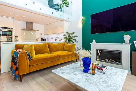 Colourful mezzanine apartment  - Filming Locations Locations Direct -07