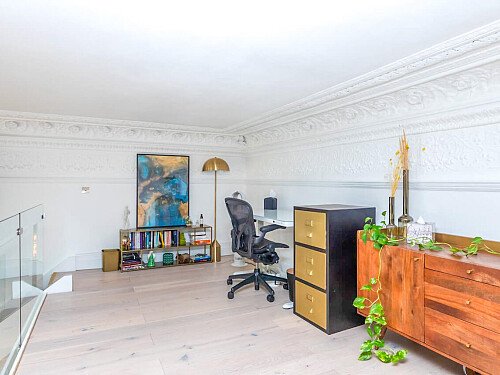 Colourful mezzanine apartment  - Filming Locations Locations Direct -20