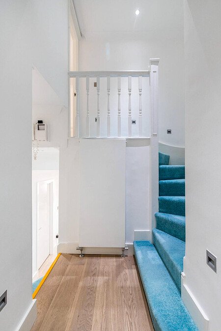 Colourful mezzanine apartment  - Filming Locations Locations Direct -19