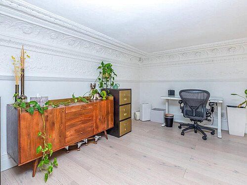 Colourful mezzanine apartment  - Filming Locations Locations Direct -21