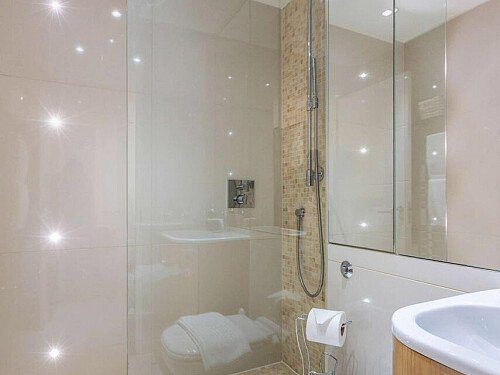 Colourful mezzanine apartment  - Filming Locations Locations Direct -35