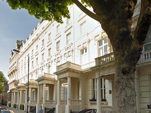 Colourful mezzanine apartment  - Filming Locations Locations Direct -37