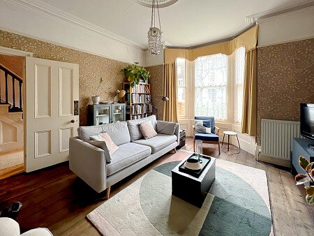 stained glass window wallpaper  - Filming Locations Locations Direct -01