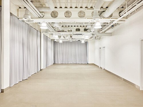 Industrial pipes - Filming Locations Locations Direct -06