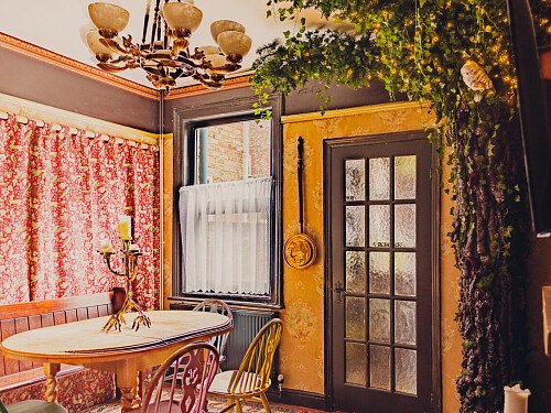 Harry Potter house - Filming Locations Locations Direct -02