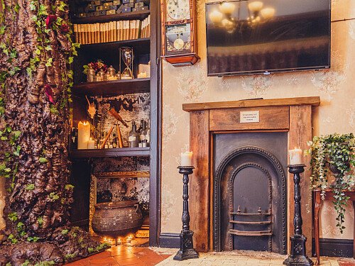 Harry Potter house - Filming Locations Locations Direct -12