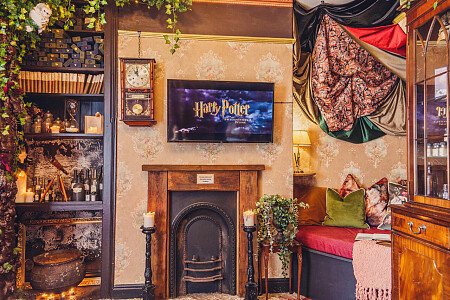 Harry Potter house - Filming Locations Locations Direct -14
