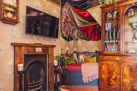 Harry Potter house - Filming Locations Locations Direct -13