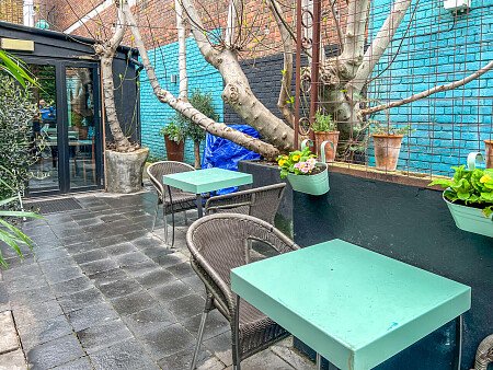 Hanging lights bar - Filming Locations Locations Direct -07