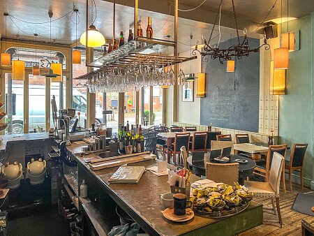 Hanging lights bar - Filming Locations Locations Direct -09