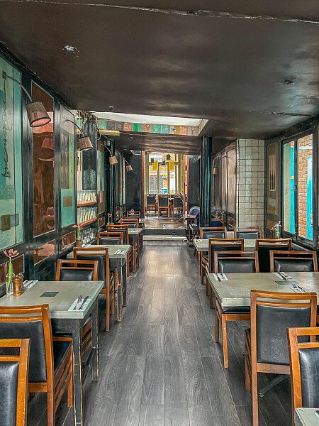 Hanging lights bar - Filming Locations Locations Direct -12