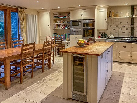 Traditional country house - Filming Locations Locations Direct -03