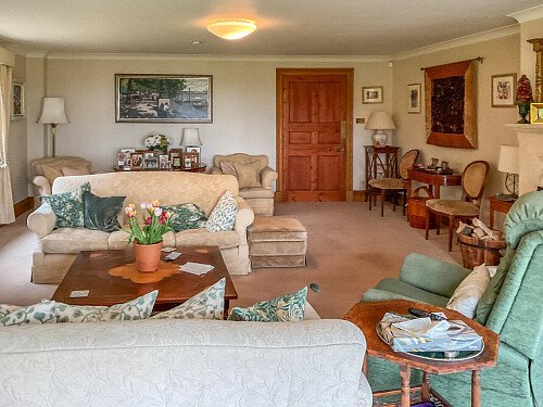 Traditional country house - Filming Locations Locations Direct -08