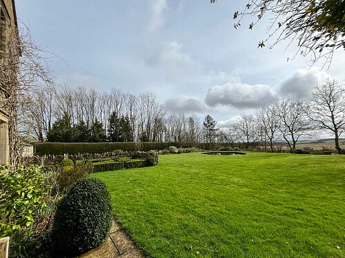 Traditional country house - Filming Locations Locations Direct -33