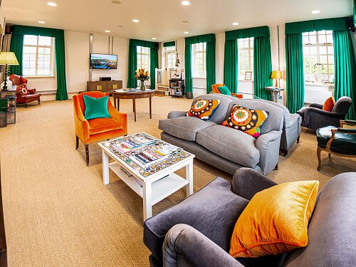 Spacious, gallery, historic site Warehouse - Filming Locations Locations Direct -06