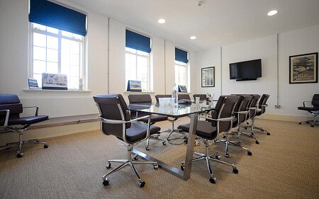 Spacious, gallery, historic site Warehouse - Filming Locations Locations Direct -08