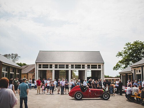 Spacious, gallery, historic site Warehouse - Filming Locations Locations Direct -17