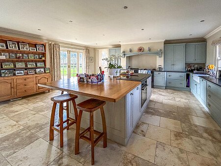 Large barn skylight - Filming Locations Locations Direct -02