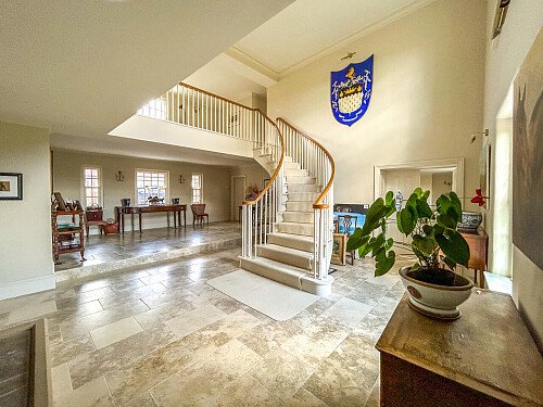 Large barn skylight - Filming Locations Locations Direct -05