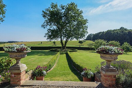 Large barn skylight - Filming Locations Locations Direct -22