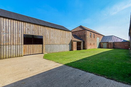 Large barn skylight - Filming Locations Locations Direct -26