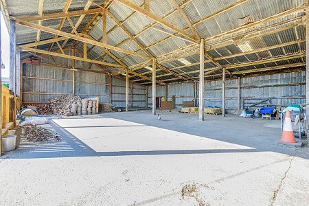 Large barn skylight - Filming Locations Locations Direct -29