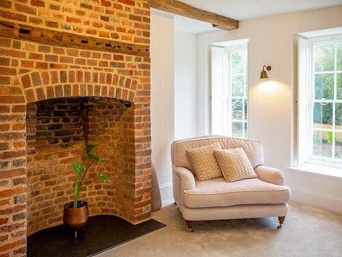 Gold fireplace - Filming Locations Locations Direct -06