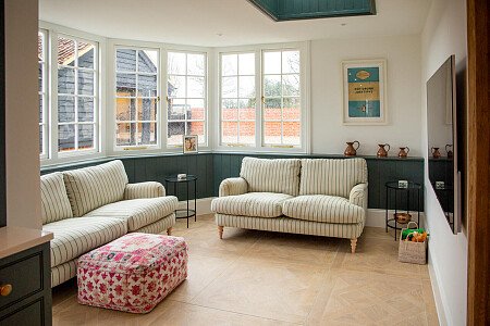 Gold fireplace - Filming Locations Locations Direct -05