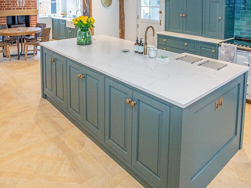 Gold fireplace - Filming Locations Locations Direct -09