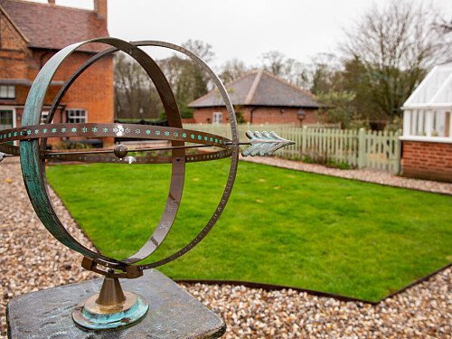 Gold fireplace - Filming Locations Locations Direct -25