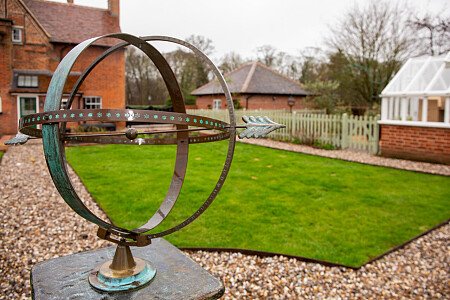 Gold fireplace - Filming Locations Locations Direct -25