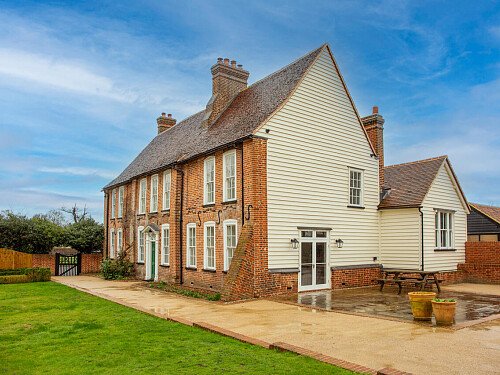 Gold fireplace - Filming Locations Locations Direct -28