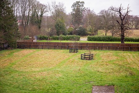 Gold fireplace - Filming Locations Locations Direct -32