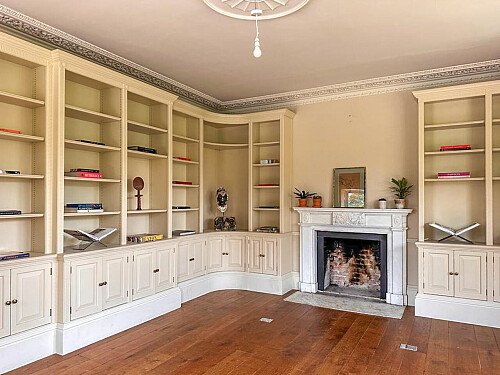 Natural wooden flooring  - Filming Locations Locations Direct -06