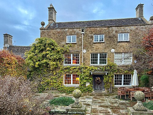 Natural wooden flooring  - Filming Locations Locations Direct -10