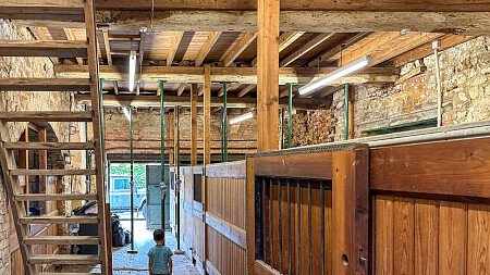 Natural wooden flooring  - Filming Locations Locations Direct -14