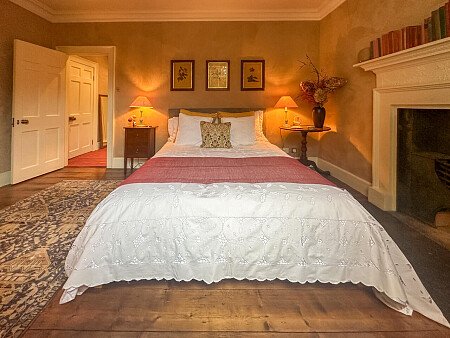 Natural wooden flooring  - Filming Locations Locations Direct -17